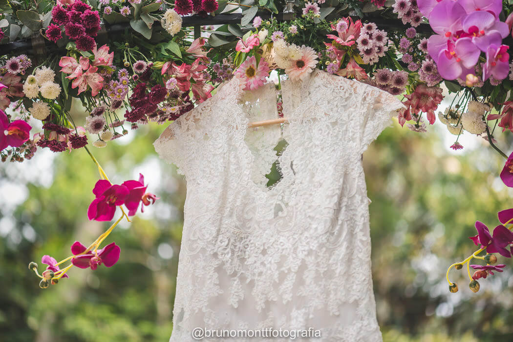 Como escolher o vestido de noiva ideal? – 5 dicas essenciais!
